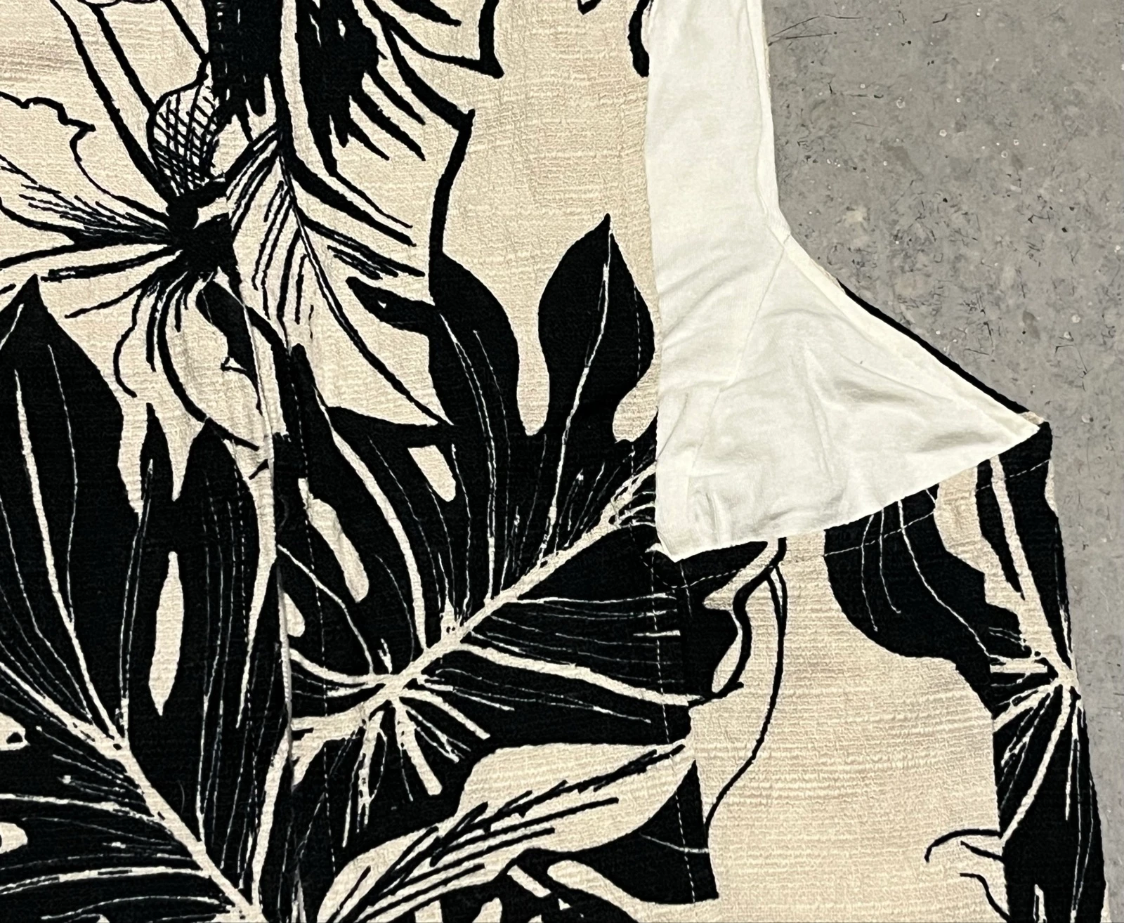 Black and white floral printed vest top – photo 13